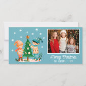 かわいい子供たちがクリスマスツリーを飾る写真 シーズンカード (正面)
