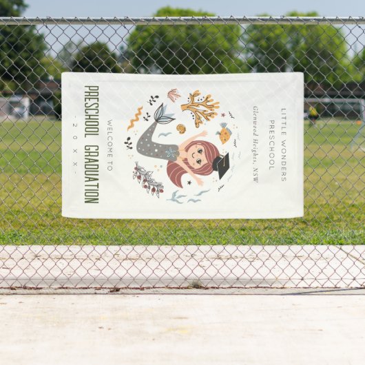 かわいい子供たち水中マーメイドプリスクール卒業 横断幕 (インサイチュ)