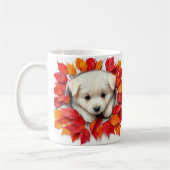 かわいい子犬と紅葉、マグラップデザイン コーヒーマグカップ (左)