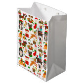 かわいい子犬のクリスマス ミディアムペーパーバッグ (正面アングル)