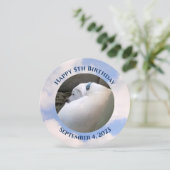 かわいい子犬の眠る青い誕生日の写真 招待状 (スタンド正面)