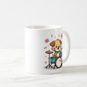 かわいい子犬ドラマー - 太鼓を叩く幸せな犬 コーヒーマグカップ (正面右)