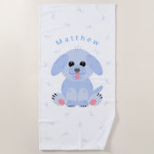 かわいい子犬マンガブルーパーソナライズされた ビーチタオル (正面)