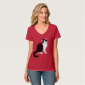 かわいい子猫と白黒 Tシャツ (正面フル)