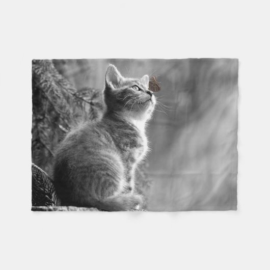 かわいい子猫と蝶 フリースブランケット (正面(横))