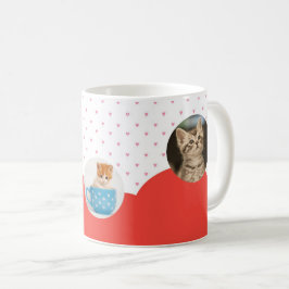 かわいい子猫と赤いハートの模様のオリジナルマグカップ コーヒーマグカップ