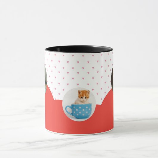 かわいい子猫と赤いハートの模様のオリジナルマグカップ マグカップ (中央)