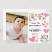 かわいい子猫と赤ちゃんの女の子の写真の誕生日 サンキューカード (正面/裏面)