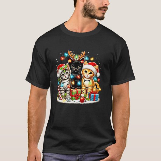 かわいい子猫のクリスマス猫がサンタクロースの帽子を応援 Tシャツ (正面)