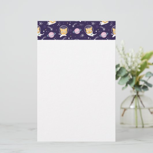 かわいい子猫の宇宙飛行士パターン 便箋 (スタンド正面)
