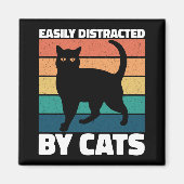 かわいい子猫の飼い主に気さくされる マグネット (正面)