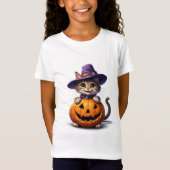 かわいい子猫の魔女の帽子とカボチャ 👻 Tシャツ (正面)
