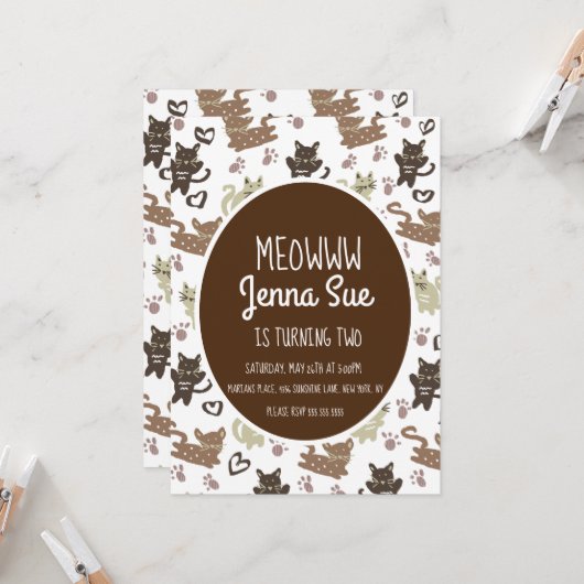 かわいい子猫バースデーパーティーペット招待状 招待状 (正面/裏面インサイチュ)