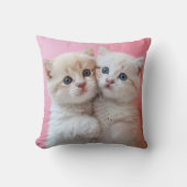 かわいい子猫ピロークッション クッション (正面)