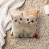 かわいい子猫ピロークッション クッション (ブランケット)