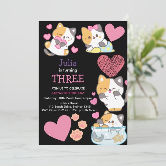 かわいい子猫ベビーガールブラック3歳の誕生日 招待状 (スタンド正面)
