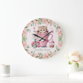 かわいい子猫inカップ赤面ピンクのバラ花 ラージ壁時計 (ホーム)