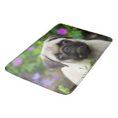 かわいい子鹿のパグの子犬 バスマット (アングル)