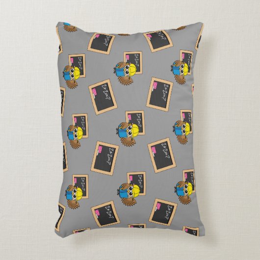 かわいい学校生梟のアニメ アクセントクッション (正面(垂直))