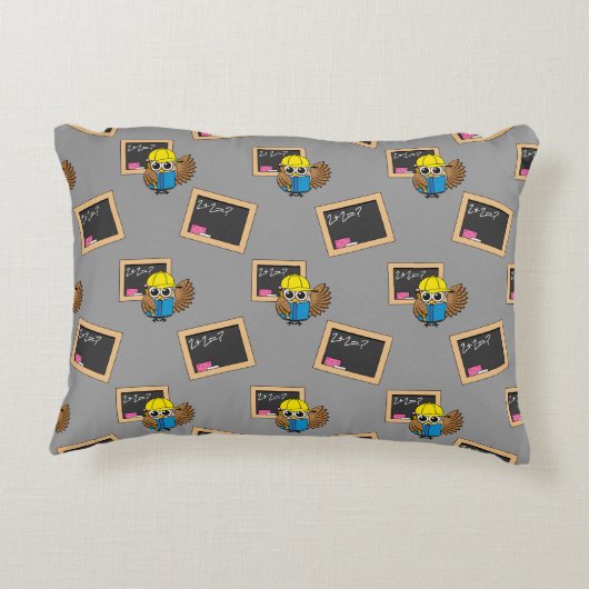 かわいい学校生梟のアニメ アクセントクッション (裏面)