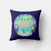 かわいい宇宙の生き物とうさぎ クッション (裏面)