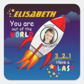 かわいい宇宙ロケット船ブラストオフ誕生日 スクエアシール (正面)