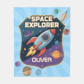 かわいい宇宙探検家のバッジ フリースブランケット (正面)