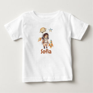 かわいい宇宙飛行士のスペースアドベンチャー - 名前入り ベビーTシャツ