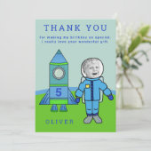 かわいい宇宙飛行士の少年ロケット誕生日あなたの写真 サンキューカード (スタンド正面)