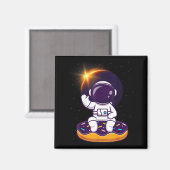 かわいい宇宙飛行士の皆既日食ドーナツ マグネット (正面/裏面)