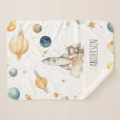 かわいい宇宙飛行士宇宙モノグラムボーイズ シェルパブランケット (正面(横))