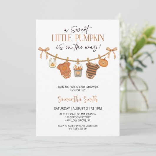 かわいい小さなかぼちゃの衣秋の赤ちゃんシャワー 招待状 (スタンド正面)