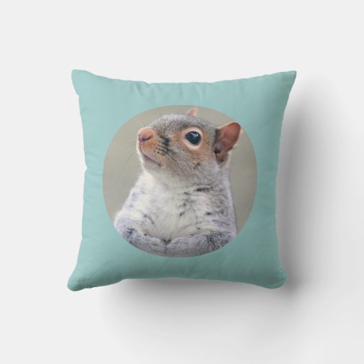 かわいい小さなかわふわの灰色リス クッション (裏面)