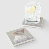 かわいい小さなかわふわの灰色リス ストーンコースター (横)