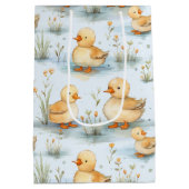 かわいい小さなアヒルのパターン ミディアムペーパーバッグ (裏面)