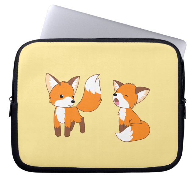 かわいい小さなキツネのペアが黄色 ラップトップスリーブ (正面)