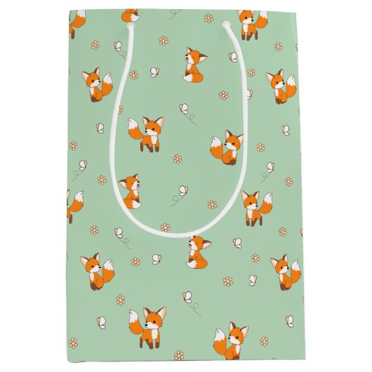 かわいい小さなキツネの模様（緑） ミディアムペーパーバッグ (正面)