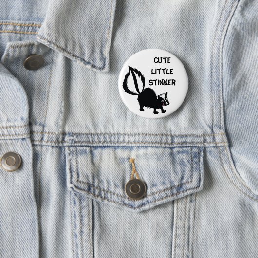 かわいい小さなスティンカースカンクプリントアートグラフィック 缶バッジ (インサイチュ)