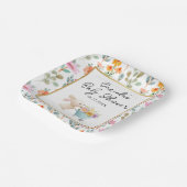 かわいい小さなバニーのワイルドフラワーベビーシャワー ペーパープレート (傾斜あり)