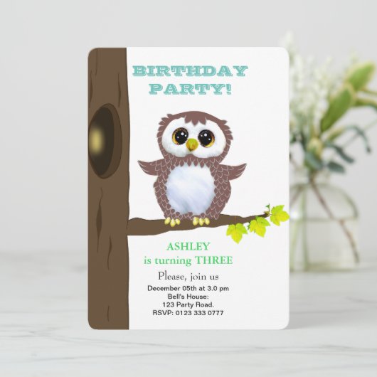 かわいい小さなフクロウ&スターオンティール（緑がかった色）子供の誕生日 招待状 (スタンド正面)