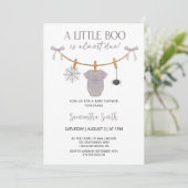 かわいい小さなブーはほとんど赤ちゃんシャワー 招待状 (スタンド正面)