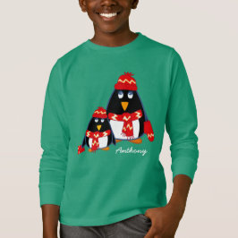 かわいい小さなペンギン |名前をカスタムする Tシャツ