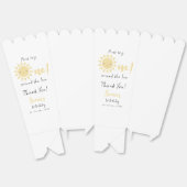 かわいい小さな太陽の光が一つ回っている | 1歳 フェイバーボックス (見開き)