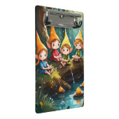 かわいい小さな小妖精や小人は川の中 ミニクリップボード (アングル)