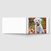 かわいい小さな白い子犬が1匹シッターにいる ゲストブック (全面)