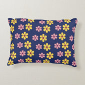 かわいい小さな花柄 アクセントクッション (裏面)