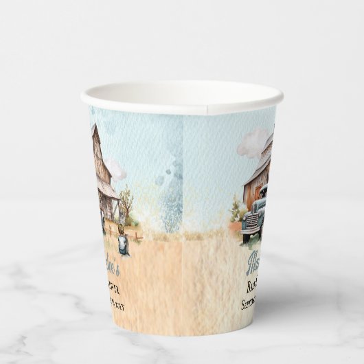 かわいい小さな農家が彼の途中の男の子の赤ちゃんシャワー 紙コップ (右)