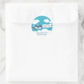 かわいい小さな飛行機の男の子誕生日シール ラウンドシール (バッグ)