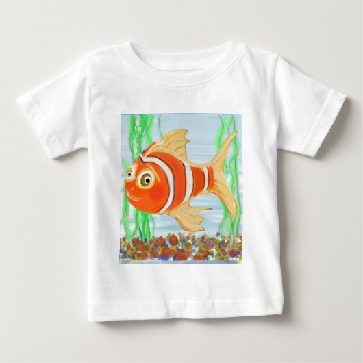 かわいい小さな魚がプールで泳いでいる ベビーTシャツ (正面)