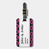 かわいい小犬の足はショッキングピンクの黒を印刷します ラゲッジタグ (正面縦)